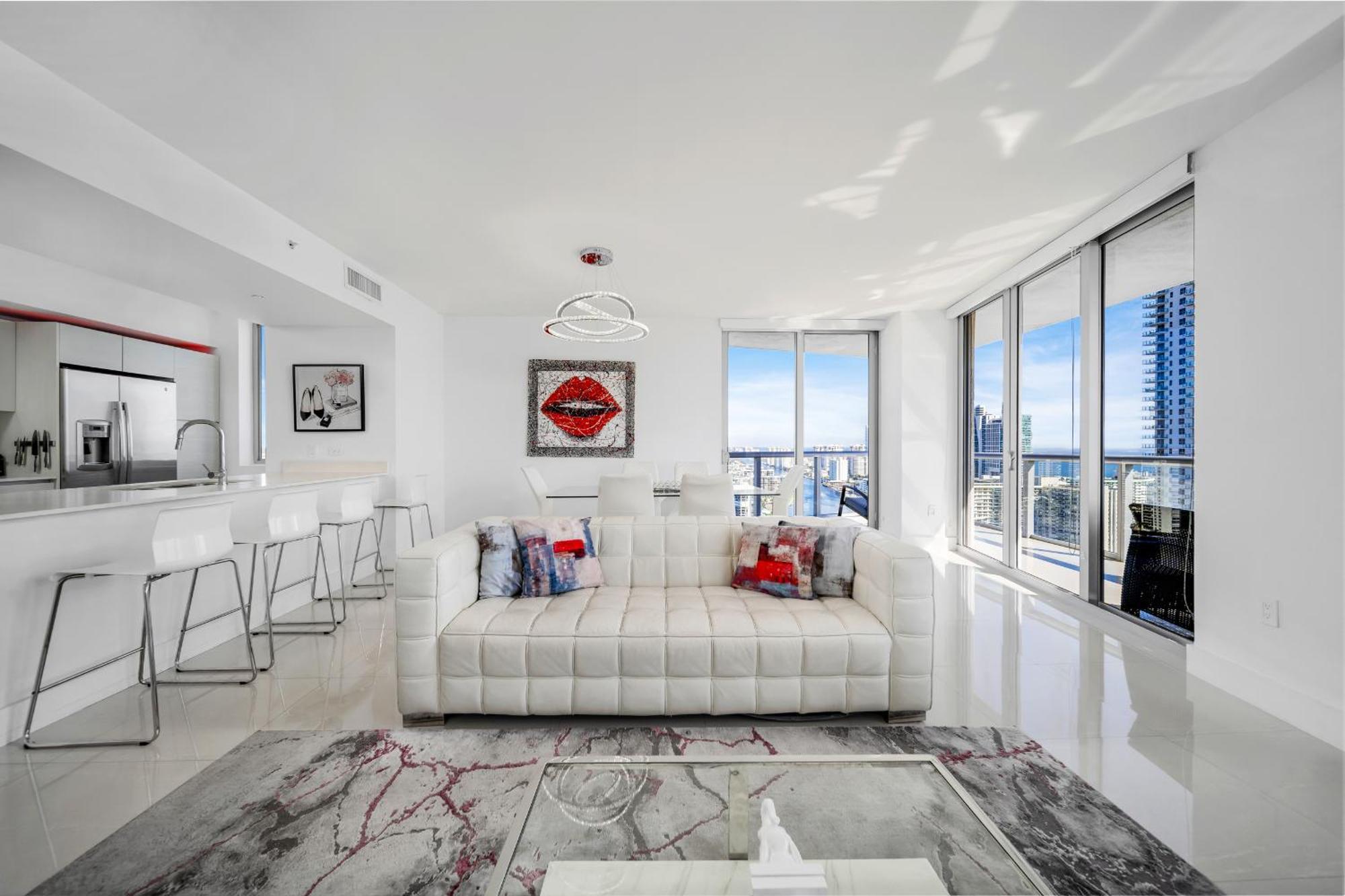 Resort-Style Living With Direct Ocean Views - 3Br Beauty 哈兰代尔海滩 外观 照片