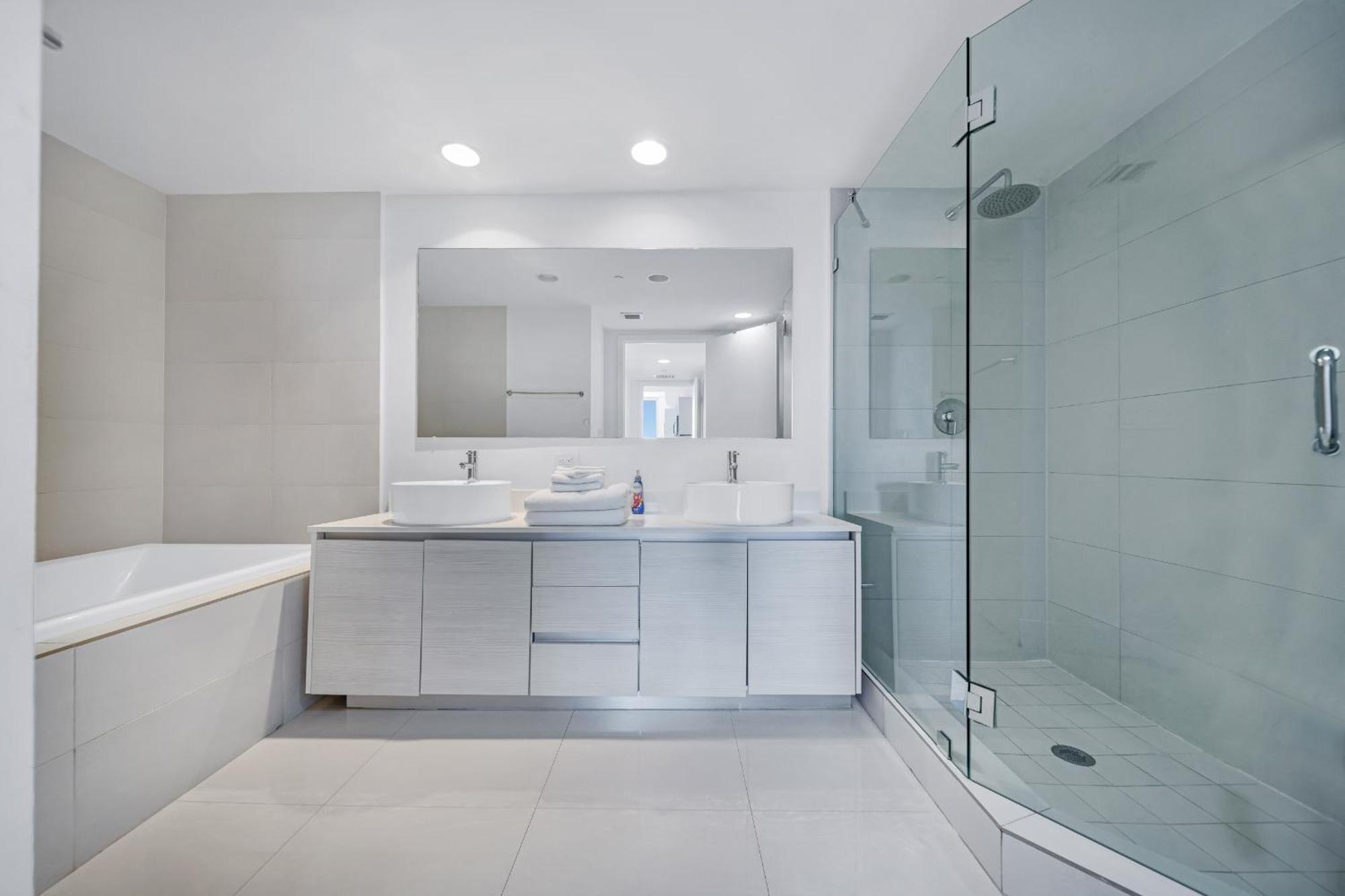 Resort-Style Living With Direct Ocean Views - 3Br Beauty 哈兰代尔海滩 外观 照片