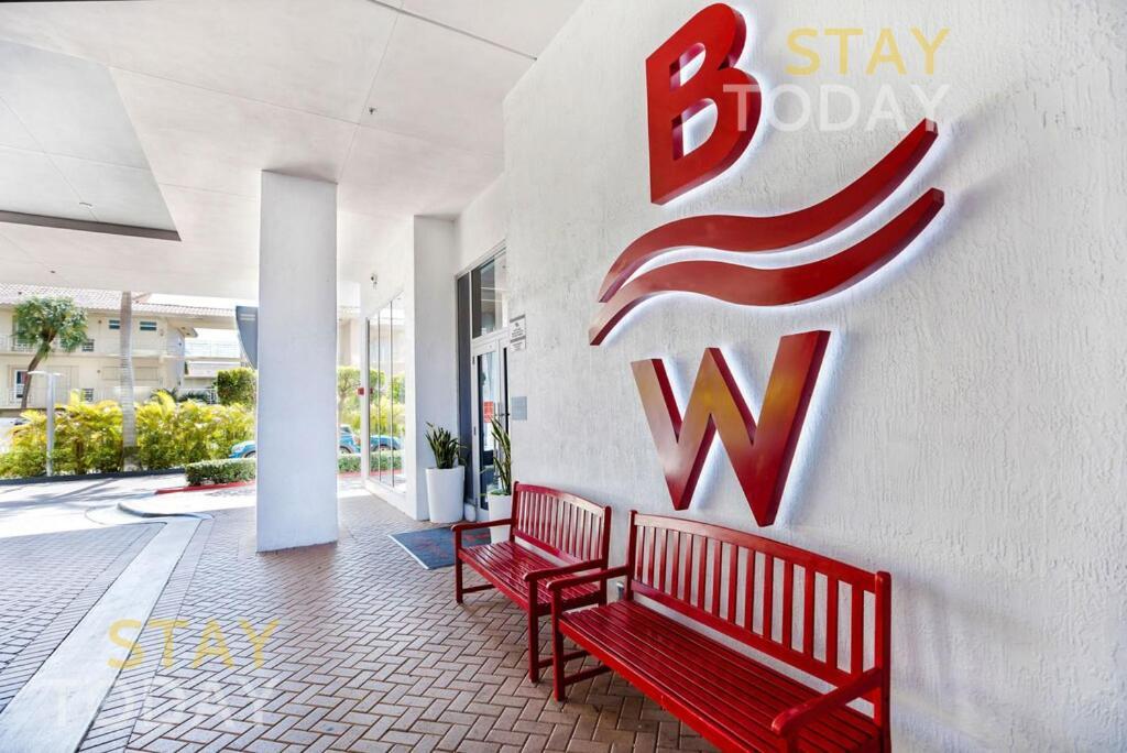 Resort-Style Living With Direct Ocean Views - 3Br Beauty 哈兰代尔海滩 外观 照片